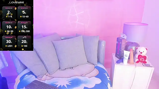 angelica cute12 online show from October 9, 2025, 6:50 pm