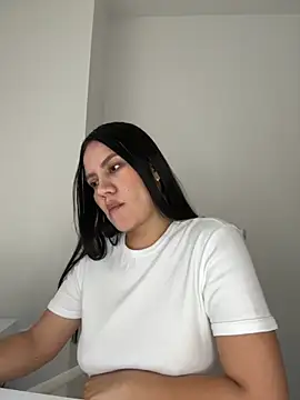 Lena velvet online show from September 14, 2025, 8:19 pm