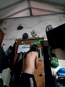 Snapshot of hairy_mannn chatting on January 7, 2026, 6:32 pm hairy mannn online show from January 7, 2026, 6:32 pm