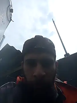 hairy mannn online show from April 29, 2026, 2:54 pm