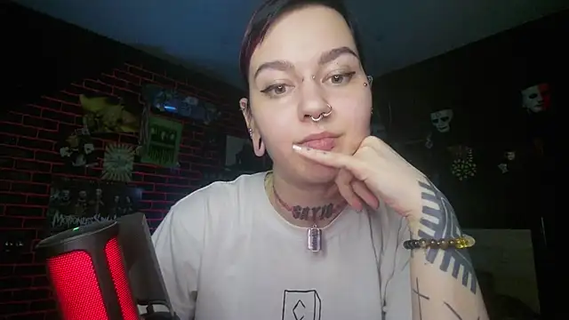 MessalinaOfficial online show from September 17, 2025, 9:38 pm