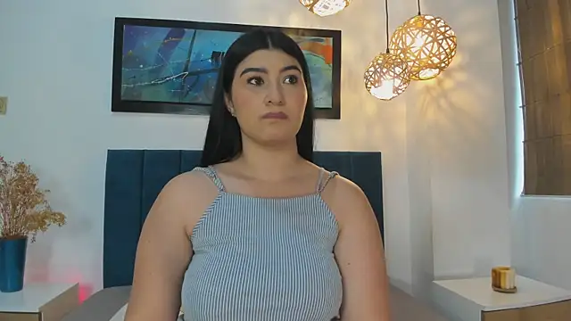 MaraRosenthal online show from September 19, 2025, 11:33 am