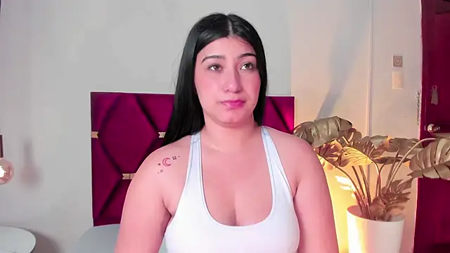 MaraRosenthal online show from September 20, 2025, 12:28 pm