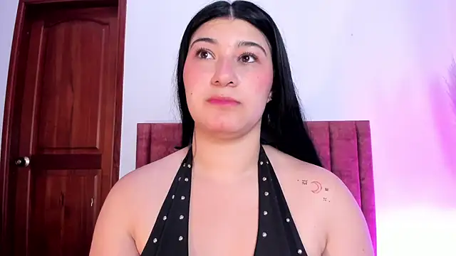 MaraRosenthal online show from September 24, 2025, 11:46 am