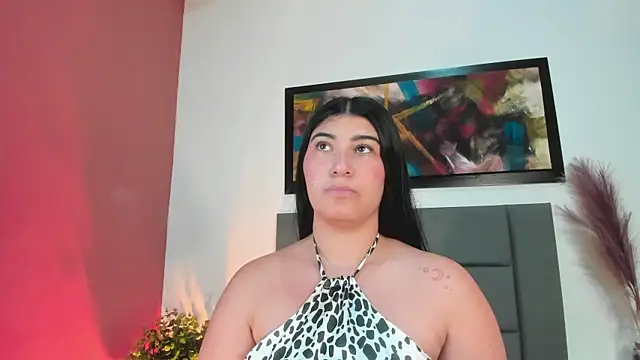 MaraRosenthal online show from October 4, 2025, 12:03 pm