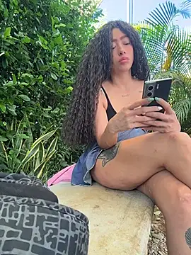 roxyrougee online show from July 28, 2026, 2:13 pm