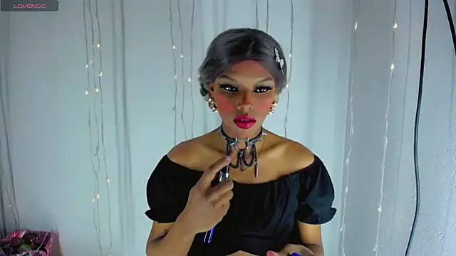 TheBlackwidows online show from September 10, 2025, 5:18 am