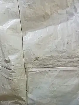 may-squirl online show from September 24, 2025, 4:49 am