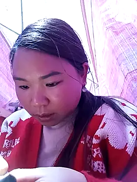 may-squirl online show from February 3, 2026, 1:37 am