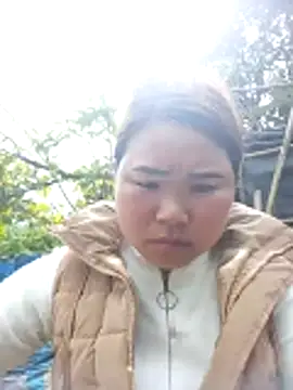 may-squirl online show from February 15, 2026, 6:43 am