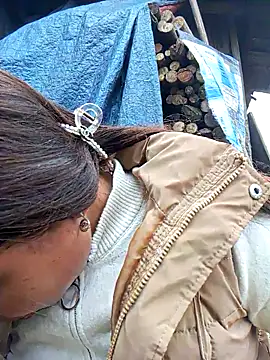 may-squirl online show from February 15, 2026, 7:51 am