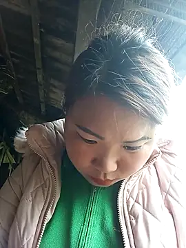 may-squirl online show from February 17, 2026, 2:30 am