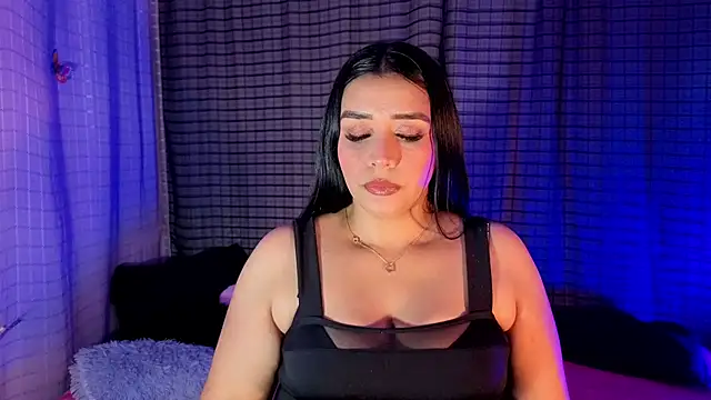 Snapshot of Kayleemorales chatting on October 23, 2025, 4:17 pm Kayleemorales online show from October 23, 2025, 4:17 pm