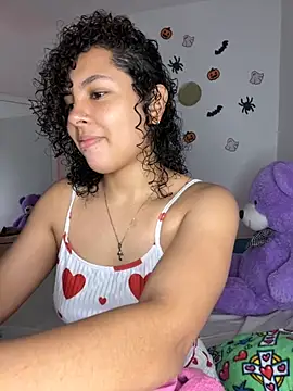 ViolettaMiller  online show from October 18, 2025, 1:30 am