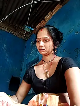 Jooli xx online show from September 9, 2025, 2:22 am