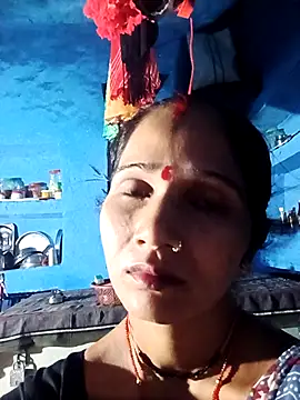 Jooli xx online show from September 20, 2025, 2:29 pm