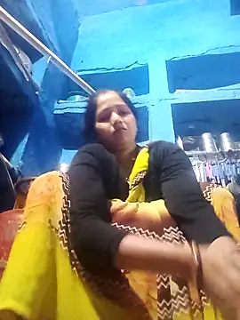 Jooli xx online show from March 17, 2026, 1:21 am