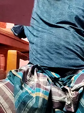 yourboy1794 online show from November 10, 2025, 4:39 pm