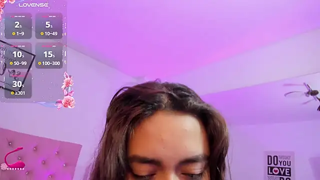 ambar 69  online show from November 15, 2025, 4:32 am