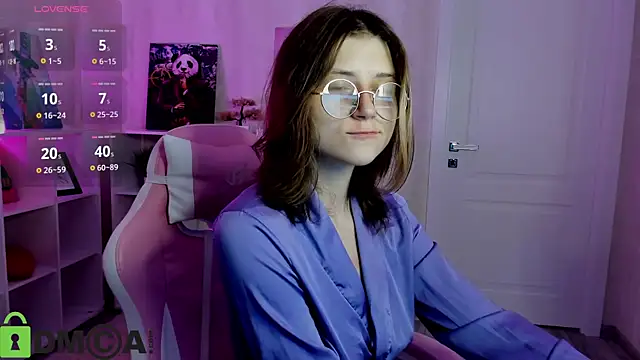 Snapshot of Agnes_Passero chatting on October 5, 2025, 9:07 am Agnes Passero online show from October 5, 2025, 9:07 am