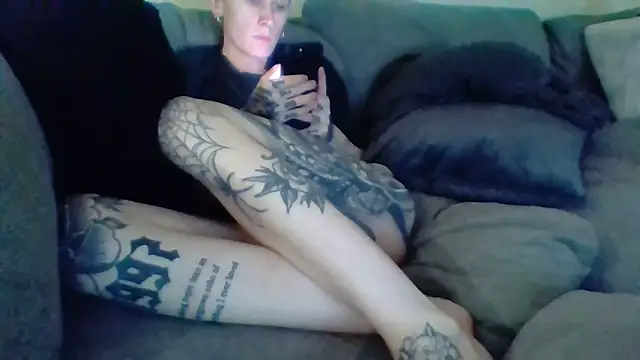 Snapshot of liltiddygoffwaifu chatting on November 29, 2025, 10:51 am liltiddygoffwaifu online show from November 29, 2025, 10:51 am