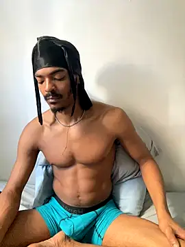 Snapshot of TRILLAHUNG chatting on September 19, 2025, 2:51 pm TRILLAHUNG online show from September 19, 2025, 2:51 pm