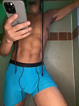 Snapshot of TRILLAHUNG chatting on September 20, 2025, 11:44 am TRILLAHUNG online show from September 20, 2025, 11:44 am