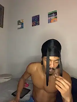 Snapshot of TRILLAHUNG chatting on October 13, 2025, 2:44 am TRILLAHUNG online show from October 13, 2025, 2:44 am