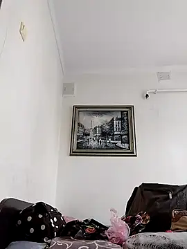 LiluLiluLilu online show from September 19, 2025, 6:15 am