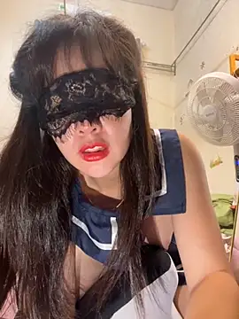 Snapshot of LimeLy chatting on September 30, 2025, 7:52 pm LimeLy online show from September 30, 2025, 7:52 pm