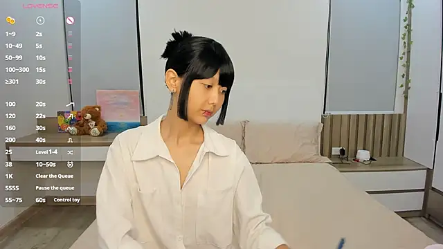 gabby little online show from May 19, 2026, 12:11 pm