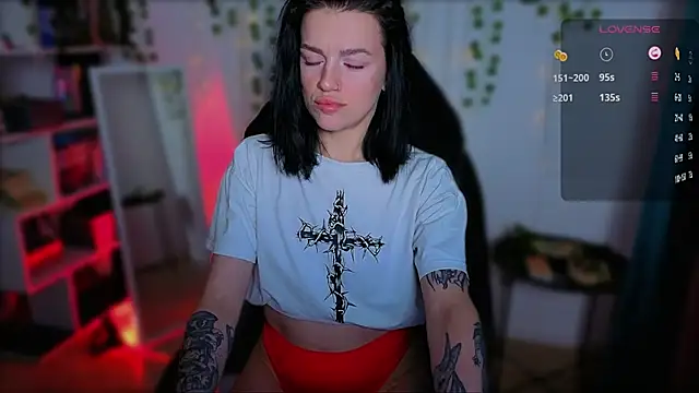 raspberry  girl  online show from September 20, 2025, 8:21 pm