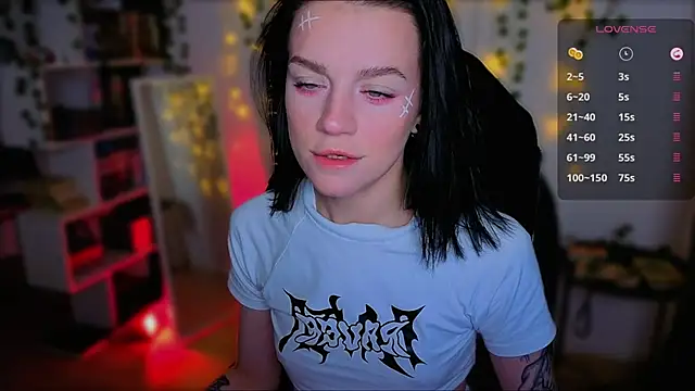 raspberry  girl  online show from September 21, 2025, 8:21 pm