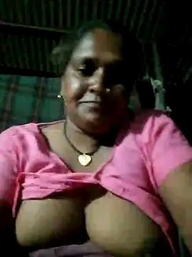 Snapshot of Ishwariya_Hatwal chatting on September 14, 2025, 3:44 pm Ishwariya Hatwal online show from September 14, 2025, 3:44 pm