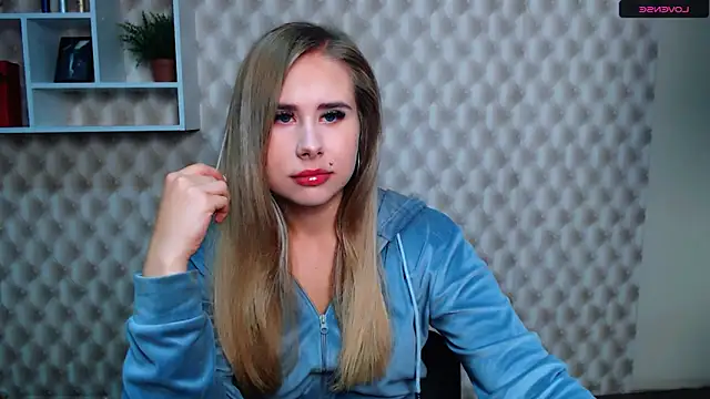  AlenaTiipls  online show from September 11, 2025, 5:07 am