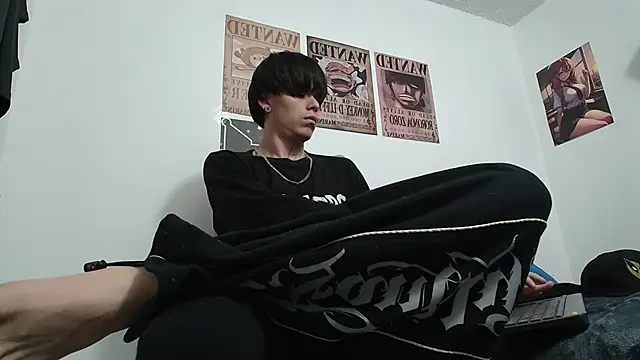 Anhonymus  online show from December 21, 2025, 10:39 pm