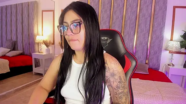 abby cole1 online show from September 8, 2025, 8:30 pm