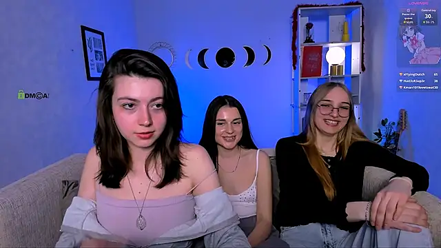 kitniss dreamy online show from May 2, 2026, 7:19 pm