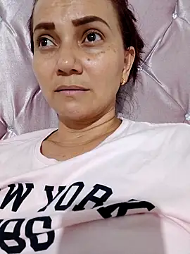 Snapshot of Amanda39 chatting on September 16, 2025, 6:58 am Amanda39 online show from September 16, 2025, 6:58 am