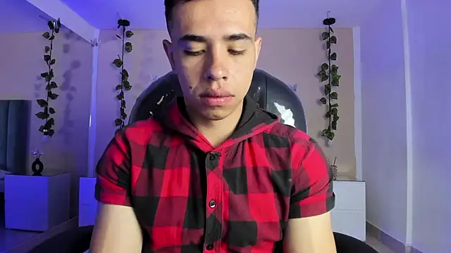 Muscle Scott online show from March 6, 2026, 1:29 pm