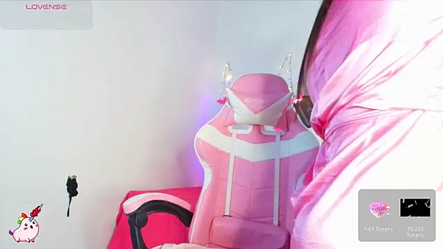 Snapshot of Abril1_gh chatting on October 27, 2025, 9:46 am Abril1 gh online show from October 27, 2025, 9:46 am