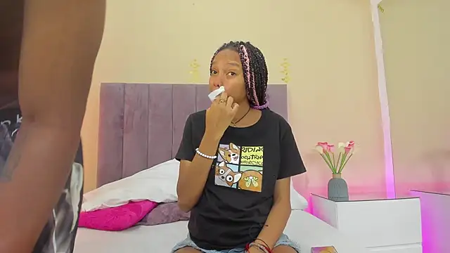 Kiaraa y Her Crazy online show from May 24, 2026, 4:17 am