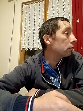 Snapshot of frederic198 chatting on October 2, 2025, 7:21 pm frederic198 online show from October 2, 2025, 7:21 pm