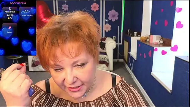 Snapshot of Kira_Kenett chatting on March 18, 2026, 12:52 pm Kira Kenett online show from March 18, 2026, 12:52 pm