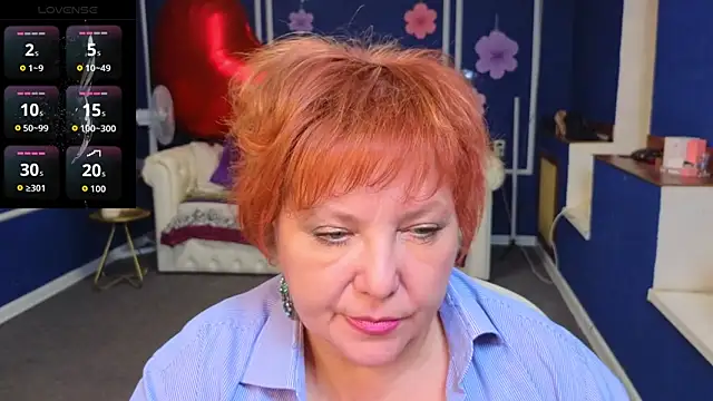 Kira Kenett online show from May 6, 2026, 5:29 pm