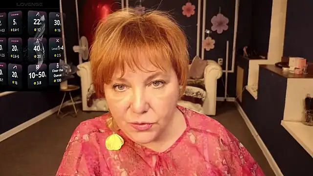 Kira Kenett online show from May 13, 2026, 5:10 pm