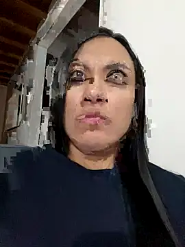 TiffanyyLam online show from September 22, 2025, 2:24 am