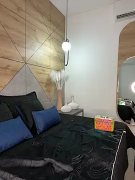 TiffanyyLam online show from January 14, 2026, 10:03 pm