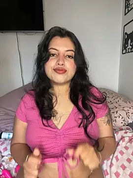 Snapshot of Emma_2903 chatting on September 25, 2025, 10:13 pm Emma 2903 online show from September 25, 2025, 10:13 pm