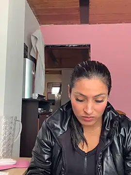 Snapshot of Berta_arevalo_blsd chatting on September 19, 2025, 5:35 pm Berta arevalo blsd online show from September 19, 2025, 5:35 pm